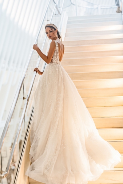 suknia-slubna-tiulowa-koronka-glamour-2021 (2)